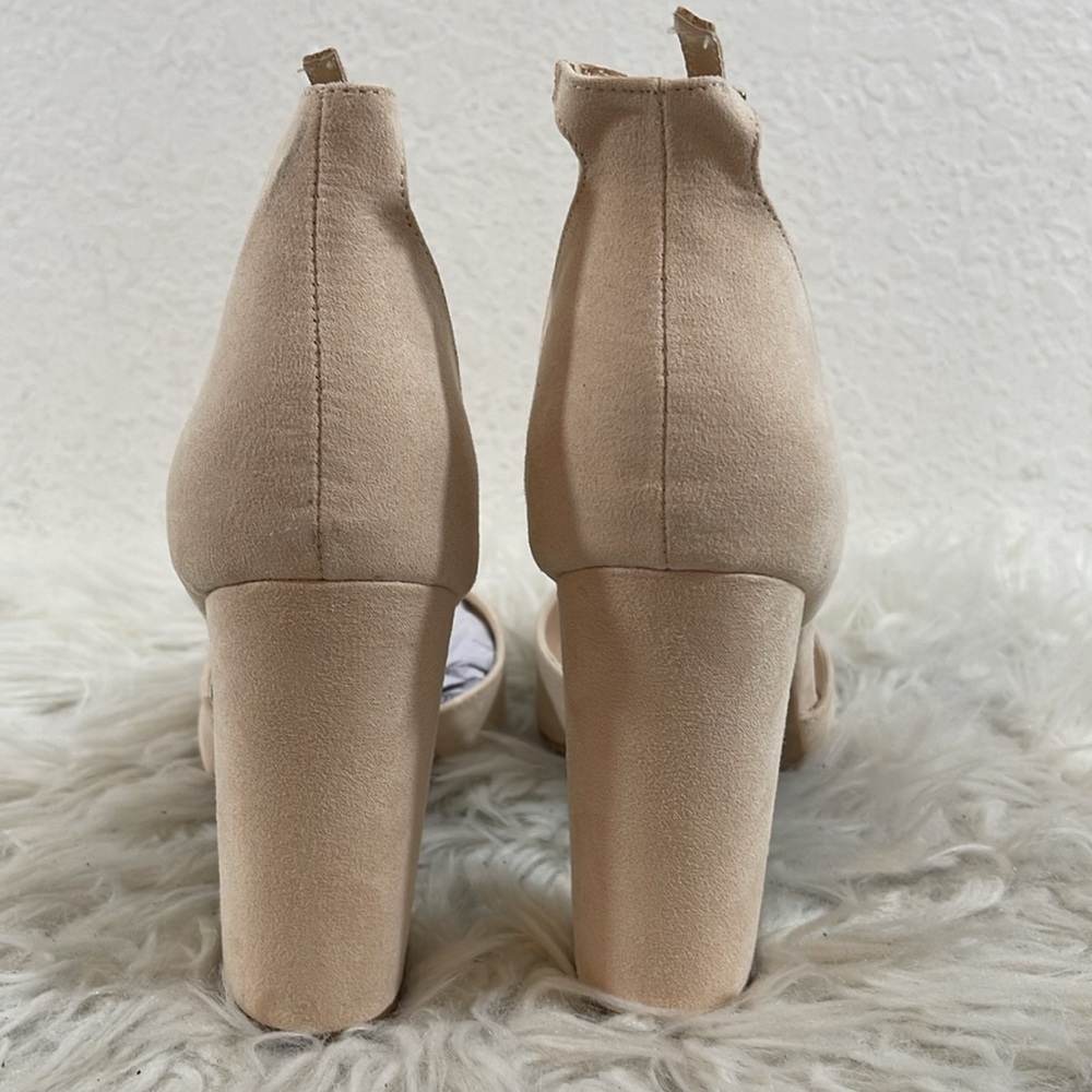 LULUS Laura Light Nude Suede Ankle Strap Chunky Heels Size 10 NEW - Picture 7 of 16